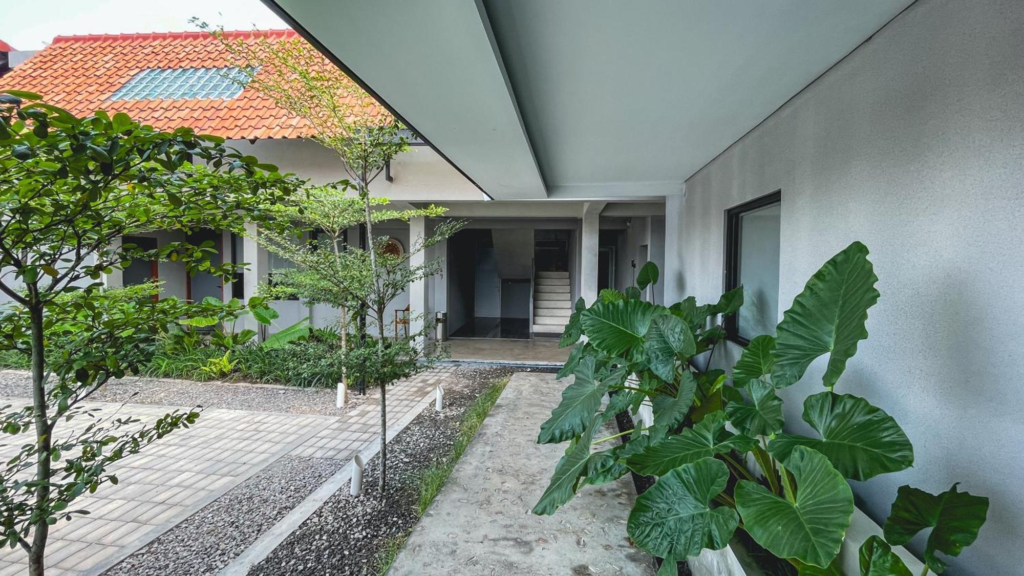 Fx Stay & Coffee Yogyakarta Exteriör bild